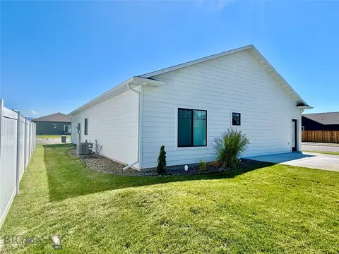 Exterior - 215 Johnson Ave, Dillon, MT 59725 photo 6 of 7