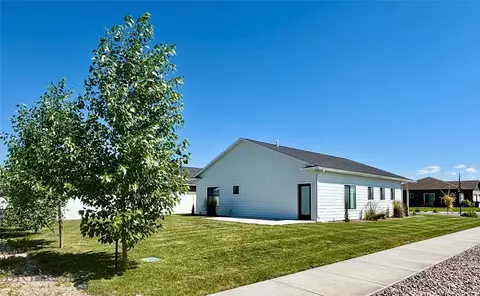 Exterior - 215 Johnson Ave, Dillon, MT 59725 photo 5 of 7