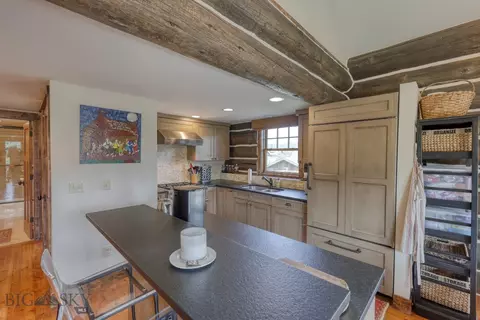 Kitchen - 17 Manitou Loop, Big Sky, MT 59716 photo 4 of 5