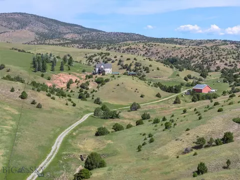 5835 Spaulding Bridge Rd, Belgrade, MT 59714