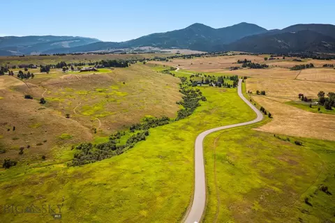 Nhn Trooper Trail, Bozeman, MT 59718
