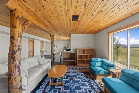 Living - 102 Eustis Rd, Three Forks, MT 59752 photo 4 of 5