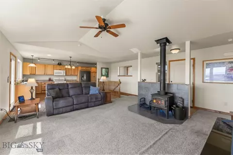 Living - 102 Eustis Rd, Three Forks, MT 59752 photo 3 of 5