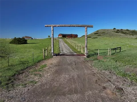 117 Otter Creek Rd, Big Timber, MT 59011