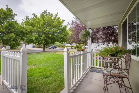 2615 Daisy Dr, Bozeman, MT 59718 photo 3