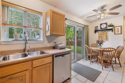 2615 Daisy Dr, Bozeman, MT 59718 photo 10