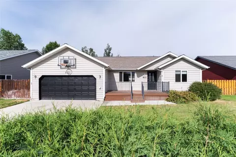 811 Dimaggio Dr, Belgrade, MT 59714