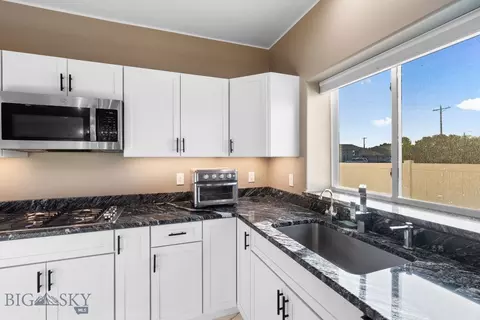 Kitchen - 140 Skihi St, Dillon, MT 59725 photo 3 of 4