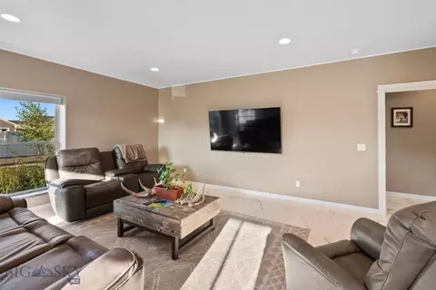 Living - 140 Skihi St, Dillon, MT 59725 photo 2 of 2