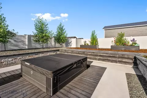 Exterior - 140 Skihi St, Dillon, MT 59725 photo 6 of 9