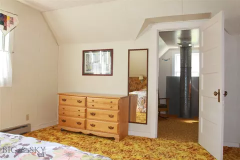 206 Broadway St W, Cooke City, MT 59020 photo 29