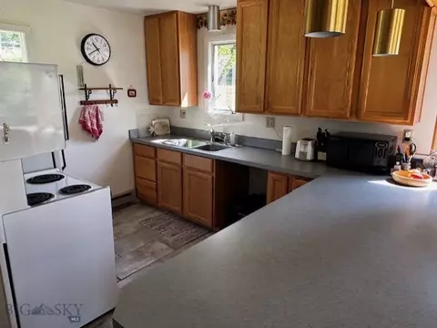 206 Broadway St W, Cooke City, MT 59020 photo 21
