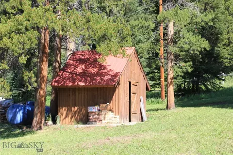206 Broadway St W, Cooke City, MT 59020 photo 10