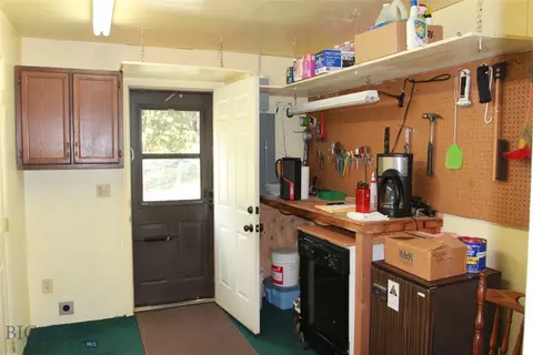 206 Broadway St W, Cooke City, MT 59020 photo 32