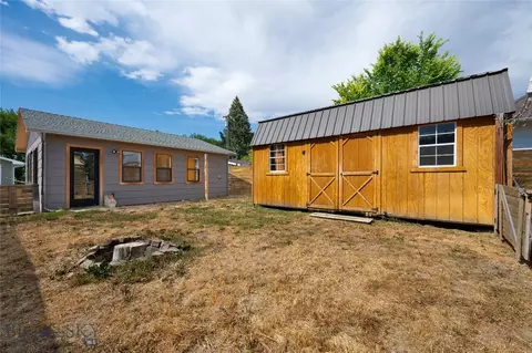 226 S 4th St, Manhattan, MT 59741