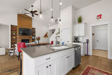 Kitchen - 2092 Chipset, Bozeman, MT 59718 photo 5 of 6