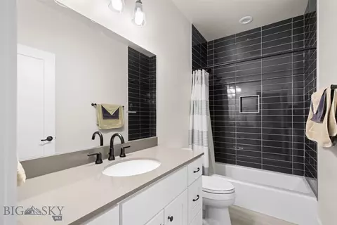 Bath - 2092 Chipset, Bozeman, MT 59718 photo 1 of 3