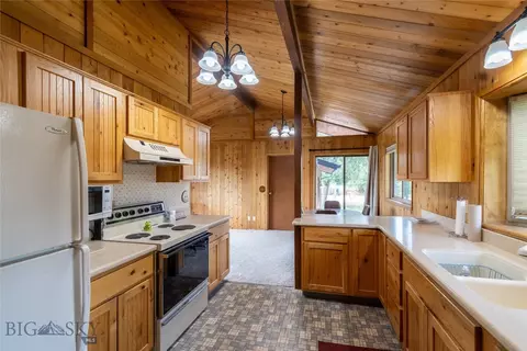 515 Stock St, Big Timber, MT 59011 photo 19