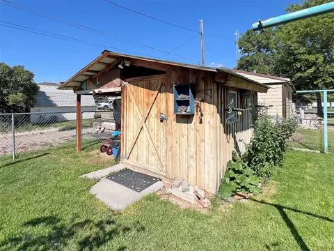 Exterior - 616 E Center St, Dillon, MT 59725 photo 4 of 4