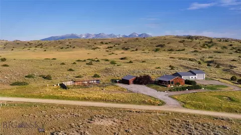281 Otter Creek Rd, Big Timber, MT 59011