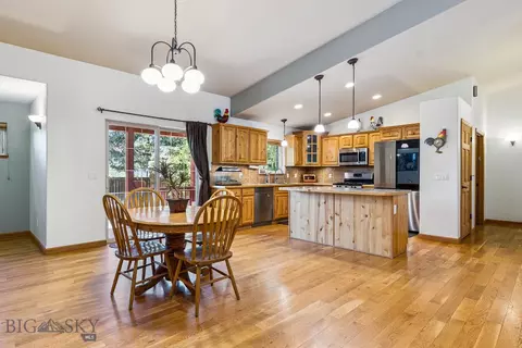 93 Landmark Dr, Belgrade, MT 59714