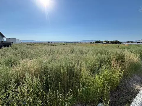 150 Thomas Way, Dillon, MT 59725