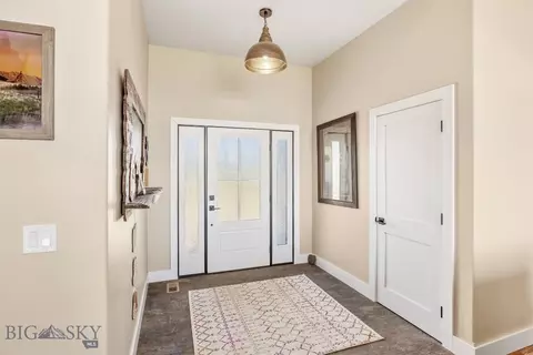 Entry Way - 450 Hyde Park, Butte, MT 59701 photo 1 of 1