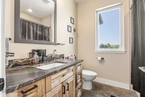 Bath - 450 Hyde Park, Butte, MT 59701 photo 4 of 4