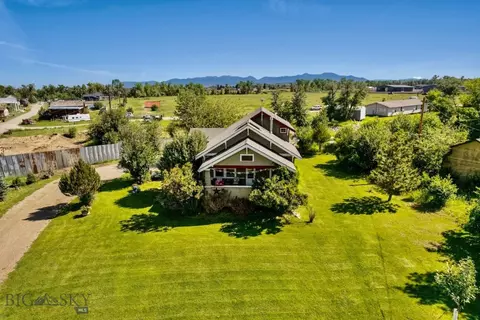 76413 Gallatin Rd, Gallatin Gateway, MT 59730