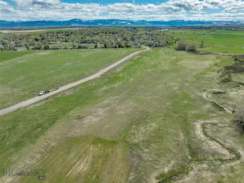 26 Tailwater Dr, Bozeman, MT 59718 photo 4