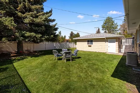 940 E Parkview Ct, Dillon, MT 59725 photo 3