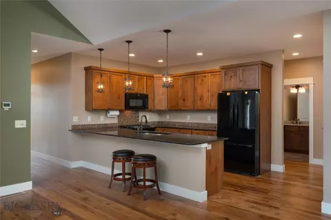 958 Knolls Dr, Bozeman, MT 59715 photo 5