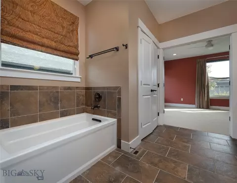 958 Knolls Dr, Bozeman, MT 59715 photo 10