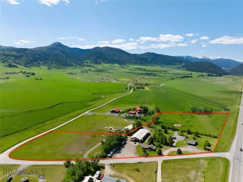 56 E 70 E Williams Rd, Gallatin Gateway, MT 59730