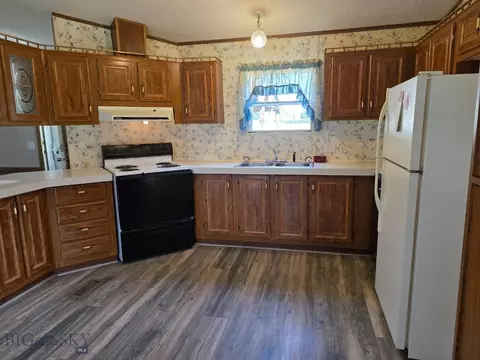306 W Olive, Whitehall, MT 59759 photo 12