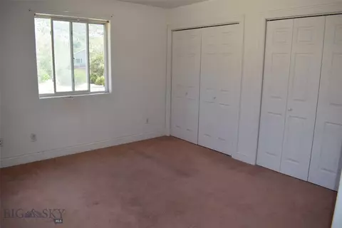 Bedroom - 3946 E Ridge Rd, Butte, MT 59701 photo 1 of 5
