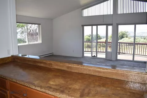 Living - 3946 E Ridge Rd, Butte, MT 59701 photo 2 of 2