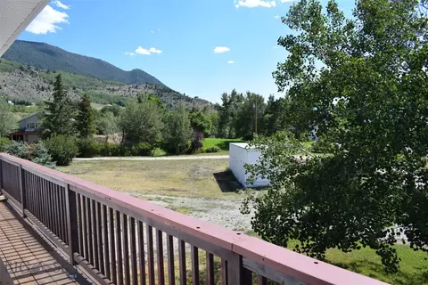 Exterior - 3946 E Ridge Rd, Butte, MT 59701 photo 2 of 3