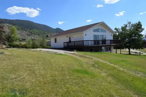 3946 E Ridge Rd, Butte, MT 59701