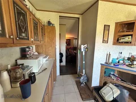 467 Taylor Dr, Dillon, MT 59725 photo 10