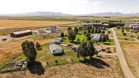 467 Taylor Dr, Dillon, MT 59725 photo 4