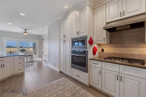 Kitchen - 2428 Rector Rd, Belgrade, MT 59714 photo 7 of 8