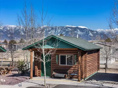 701 Bauer Ln #5, Ennis, MT 59729