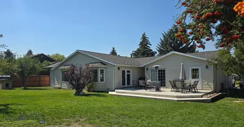 303 Jefferson St, Sheridan, MT 59749