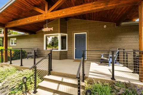 Exterior - 2948 Old Us Highway 91, Cascade, MT 59421 photo 3 of 18