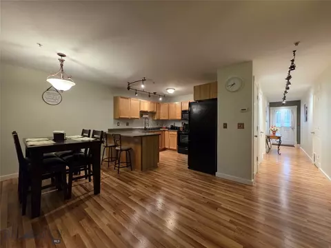 1124 Cruiser Ln #J, Belgrade, MT 59714