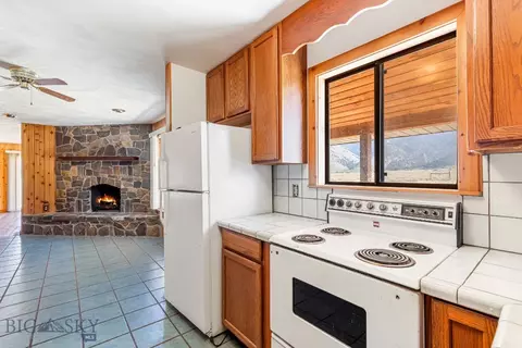 Kitchen - 402 Pond Rd, Cameron, MT 59720 photo 3 of 4