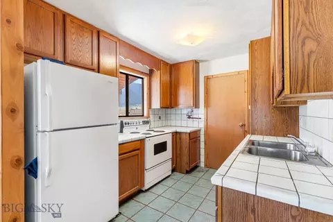 Kitchen - 402 Pond Rd, Cameron, MT 59720 photo 1 of 4