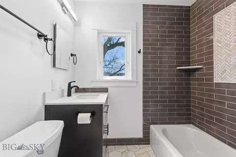 Bath - 630 E Lamme St, Bozeman, MT 59715 photo 2 of 3