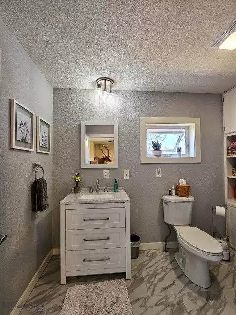 Bath - 508 E 4th Ave, Big Timber, MT 59011 photo 1 of 6